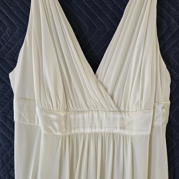 Woman's Wedding Dress - Picture 2 of 5